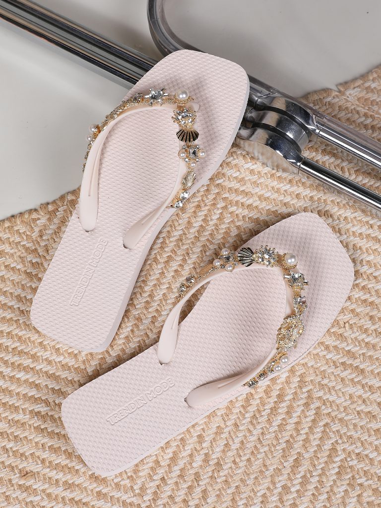 TM251991_SUMMER_WHITE_7