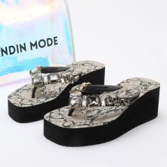 Jeweled Wedge Beach Sandals TM251992 Snake White